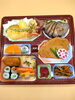 「お弁当　折詰め　🎵」