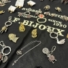 1つのデザインデータから様々な商品展開が可能！🏭金属工芸品等の加工請負🏭[付加価値の高いラバーキャスト鋳造・レーザー彫刻・金属加工・キーホルダー・ノベルティー・プレゼント・贈答品]