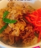 人気の牛丼「舞鶴市精肉店NIKU恋本日のお得情報🉐」