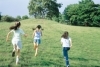 遊びから学ぶ事はとても多いです。外で元気よく!「注意!ここ数年「子供達の運動能力低下と体力低下」が続いております。」