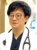 穏やかで優しそうな表情が印象的な田邉先生(31歳)「【ご挨拶】新任医師・田邉綾先生」