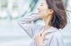 「薄毛にお悩みの女性の皆さまへ、心強いお知らせです」