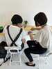 先生と一緒に勉強を頑張る生徒「英語がもっと楽しくなる！ 〜中学1年生女子の成長エピソード〜【大分市の個別指導塾/大在校/高校受験/大学受験/定期テスト対策/英検/中学生勉強法】」