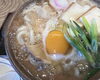 伝わりますか？このグツグツ感！「オムライスだけじゃない！明治創業からの人気鍋焼きうどん！！」