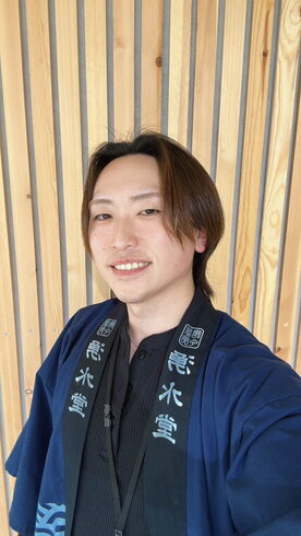 湧水堂営業スタッフ 下村奈生「湧水堂社員自己紹介」