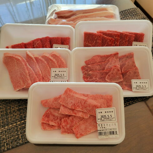 今夜は肉祭り「今夜は・・🌛」