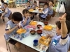 おいしいよ!!「「園内調理のあたたかい給食が大好評!」」