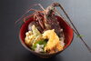 「魚魚の宿レストラン｜新鮮海鮮丼＆伊勢海老メニュー！五島うどん・味噌汁・漬物食べ放題でお腹いっぱい満足」