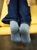 左右の足の長さがちがいます。「足の長さそろっていますか？」