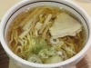 「醤油と塩の絶妙なブレンドが楽しめる「ハーフ＆ハーフラーメン」が人気！」