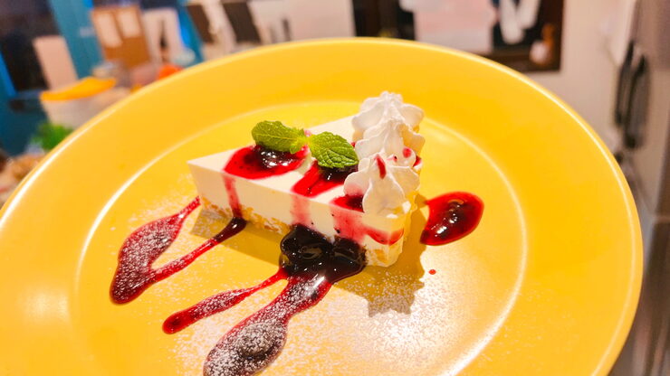 新作ï¼ãƒ¬ã‚¢ãƒãƒ¼ã‚ºã‚±ãƒ¼ã‚ 「🷠͗昼飲ã¿OKï¼å¥³å会ã«ã‚‚ãŠã™ã™ã‚ãªâ€œå…«å°¾ã‚«ãƒ•ã‚§â€ã§æ¥½ã—む洋食ã¨ãƒ¯ã‚¤ãƒ³â™ªã€