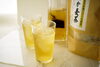 「”黄金色”の『はだか麦茶』」