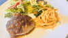 シェフ自慢の手ごねハンバーグ!1番人気です。「キッチン&BAR あんじぇとあーら 🏡八尾市高美町の隠れ家カフェバー 女子会・昼飲みにもピッタリです🍷」