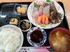 刺身盛り合わせ定食、小鉢3品付き　2000円「刺身盛り合わせ定食、小鉢3品付き　2000円」