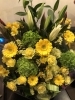 元気が出ますよね、黄色い花。「【明朗会計のお店】日曜日営業が嬉しい♪【カラオケスナック】」