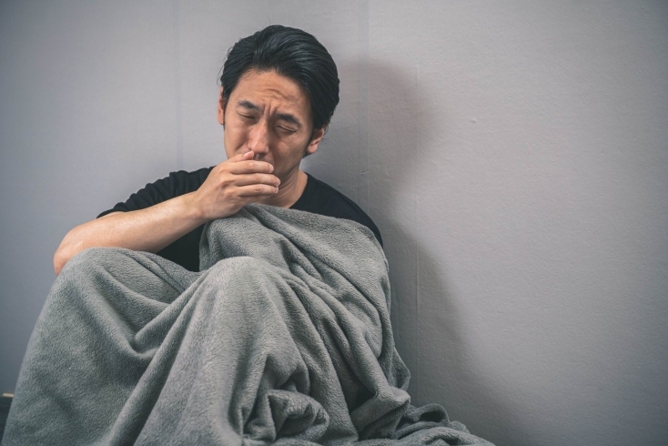 夏風邪はウィルスが原因です。「 今の体調不良は気のせい…? もしかするとそれは「夏風邪」かもしれません。」