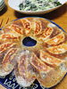 「＋ 最強な餃子が焼けました ＋」