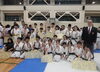 愛媛選手集合写真「中四国空手道選手権大会で多数入賞！経験を成長へつなげる愛媛選手たちの挑戦」