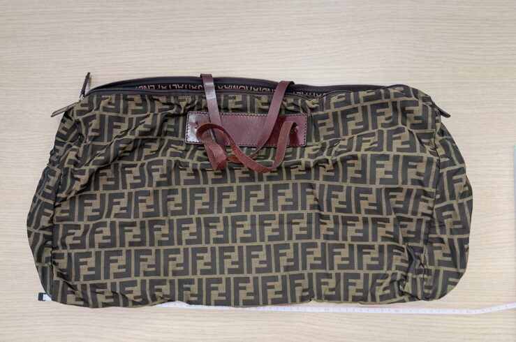 フェンディ(FENDI)「🎒買取大吉ドン・キホーテ佐世保店です。💫折りたためるフェンディ(FENDI)のトートバッグ👜をお買い取りさせて頂きました。」