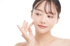 woman「ホームケアの習慣が肌を裏切らない理由《肌質改善・リフトアップ専門》ホリスティックサロンSola」