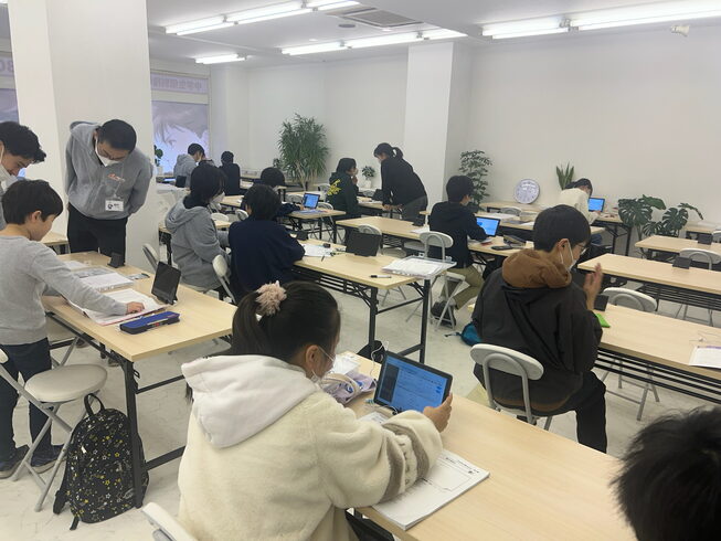 教室の様子「「ずっと~している」って英語でどう言うの? 【大分市の個別指導塾/大東校/高校受験/大学受験/定期テスト対策/英検/中学生勉強法/森町塾/森町個別指導塾】」