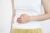 「クーラーで体が冷える…夏の内臓冷えに気づいていますか？胃腸の不調を感じたら、しみず薬局にご相談ください🫧」