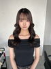 「大人可愛いシースルーバング×ロングウェーブスタイルのご紹介」