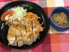 「本日のAランチは　照り焼き風チキン」