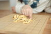 「初心者向け将棋教室で考える力と集中力が育っています」