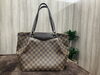 「ルイ・ヴィトン買取は、広島市の買取専門店【おたからや　フジ庚午店】へ！高く売るなら、業界最大手の「おたからや」にお任せください！！無料査定＆無料電話相談」