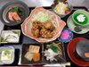 「鶏の唐揚げ甘ダレソースかけランチ」