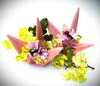 「江戸川区 瑞江のプリザーブドフラワーのお店です。人気商品のご紹介、折鶴の花器がモダンでおしゃれです。大切な方への贈り物にいかがでしょうか」