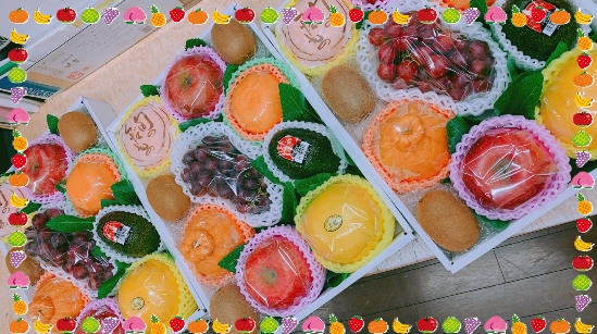 贈られた方の笑顔が自然とこぼれる華やかな一品です。「🍎🍓 心を込めたフルーツの贈り物 🍇🍊 フルーツギフト🎁 新鮮果実 日野屋 枚方ビオルネ北館地下1階」