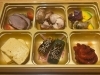 錦市場各店の名物6種を盛り込んだお弁当。「インディの《飲むリエ日誌》 其の參拾六本目」