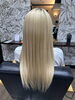 ハイトーンカラーのダメージを防いで艶髪を持続「美しいロングヘアの仕上がりをご紹介♪ 艶やかで手触り抜群のストレートスタイル」