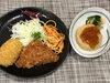 「本日のAランチは　豆腐ハンバーグとフライミックス」