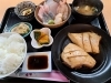 鰤カマの煮付け+刺身盛り合わせ定食 2600円「鰤カマの煮付け+刺身盛り合わせ定食2600円」
