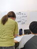 先生と一緒に勉強を頑張る生徒「「理科が苦手…」を克服！“質量パーセント濃度”がわかると世界が変わる？【大分市の個別指導塾/明野校/高校受験/大学受験/定期テスト対策/英検/中学生勉強法】」