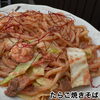 「【期間限定】たらこ焼きそばが登場！太麺の卵麺にたらこがたっぷり絡む贅沢な一皿」
