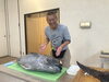 「巨大マグロと記念撮影！笑顔あふれる一日をレポート」