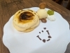 「喫茶スペースでゆったりデザートタイムをどうぞ」