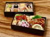 上棟式へお届けしたお弁当（和風焼肉と鰻の蒲焼き）「川内の上棟式へ｜秋晴れの朝にお届け」