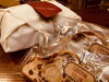 可愛いラッピングで🎁にも！「2025シュトレン好評販売中！🥖🎅」