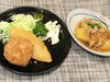 「本日のAランチは　ミックスフライと肉じゃが」