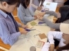 「市場小学校で畳コースター作り体験を行いました✨」