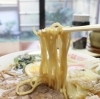 「寒い日は家族で麺楽へ！座敷席で温かい中華そばをどうぞ」