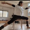 憧れのバレエを気軽に体験♪「椅子ケアバレエヨガ」で心豊かなひとときを
