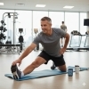 朝一の運動は血流も上がり良いスタートが切れます。「朝の30分を賢く使う!24時間ジムと月1パーソナルの最適活用術」