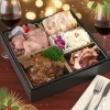 「✨ 「肉折」で、年末年始をワンランク上に 🍷。」
