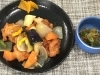 「本日のAランチは　とりからの和風野菜あんかけ」